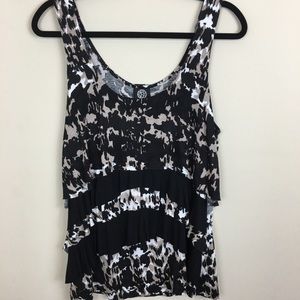 Bobeau tank top size XL layered front.